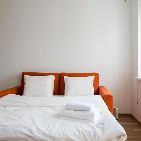 Metro Natolin Charming By Bookinghost Apartament Warszawa