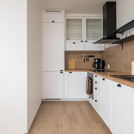 Apartamento Metro Natolin Charming By Bookinghost
