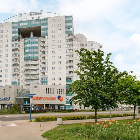 Apartamento Metro Natolin Charming By Bookinghost